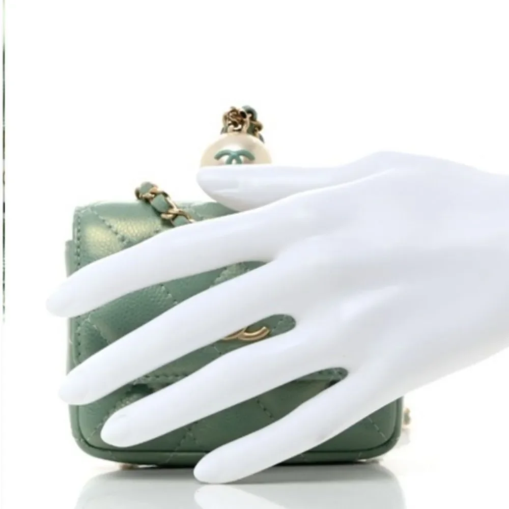 *CHANEL* 2021 Iridescent Mint Green 🌟Caviar🌟 Quilted Pearl on Top Micro WOC